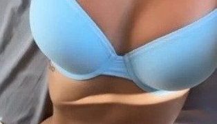 Veronica Perasso on beach