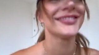 Arikytsya Starbucks Employee Sex Tape Video