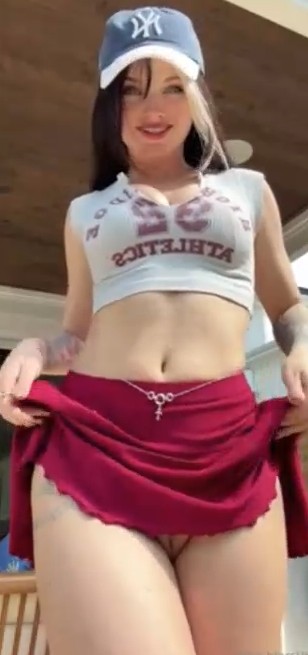 Peachjars no panties upskirt video